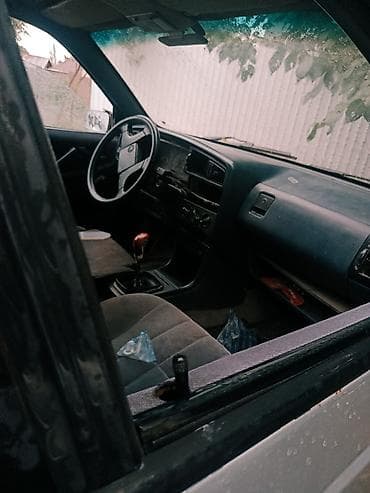 Продажа авто: Volkswagen Passat: 1990 г., 1.8 л — 3