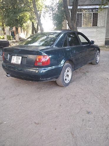 Audi A4: 1997 г., 1.8 л, Механика, Бензин, Седан — 3