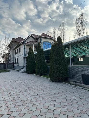 Продажа домов: Просторный частный дом с большим благоустроенным участком. - — 1