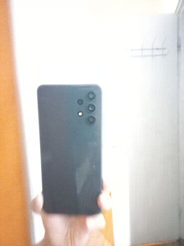 ТВ и видео: Смартфон с многомодульной основной камерой - Цвет — 1