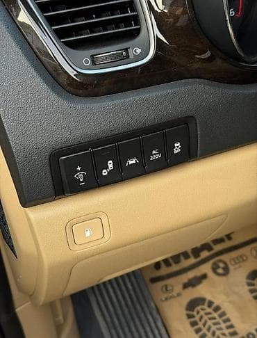 требуется минивен: Kia Carnival: 2019 г., 2.4 л, Автомат, Дизель, Минивэн — 2