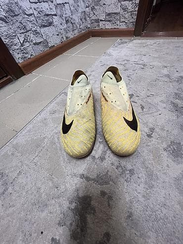 phantom бутсы: Футбольные бутсы Nike Phantom original покупались в Mundial (размер — 4