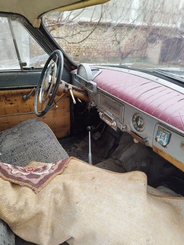 машина с российскими номерами: ГАЗ 21 Volga: 1968 г., Механика, Бензин — 5