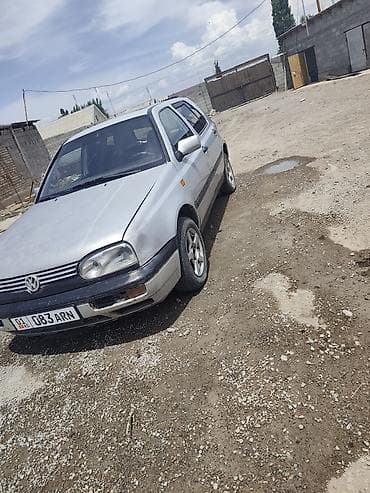 Volkswagen Golf: 1995 г., 1.6 л, Кол менен иштөөчү, Бензин