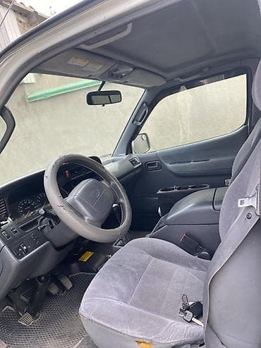 хайс тойота: Toyota Hiace: 2003 г., 2.5 л, Ручные, Газ, Минивэн — 6