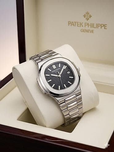 нардин часы: Patek Philippe Nautilus - Коллекция: Nautilus - Корпус и браслет — 1