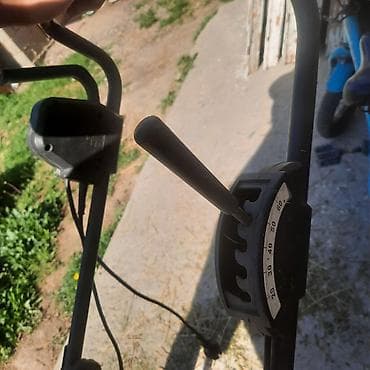 электро касилка: Электрическая газонокосилка P.I.T. P51009 - Мощность двигателя: 1800 — 2