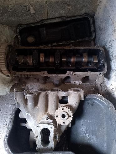 каленвал пассат: Головка блока цилиндров (ГБЦ) с распредвалом и навесными элементами — 3