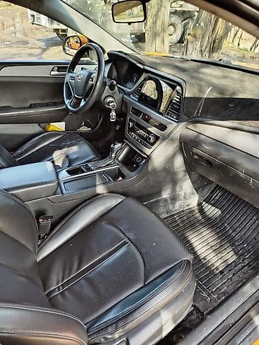 хундай аванте 2010: Hyundai Sonata: 2017 г., 2 л, Автомат, Газ, Седан — 10