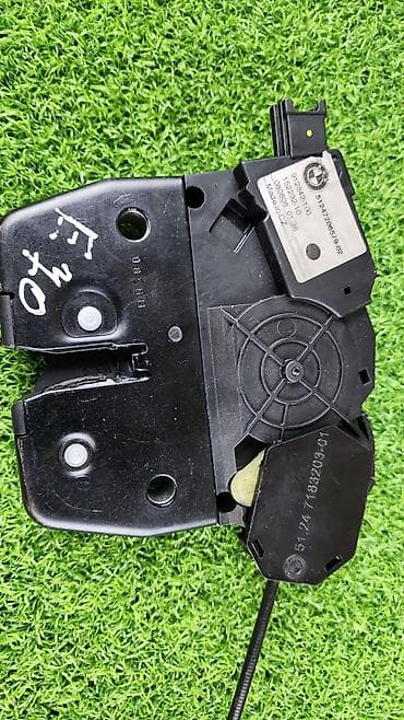 c 203: Замок багажника BMW 2010 г., Б/у, Оригинал, Германия — 5