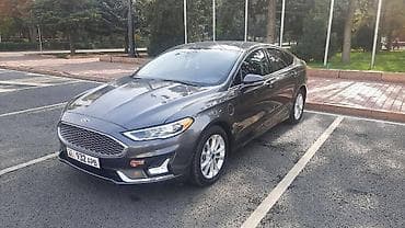 45: Ford Fusion: 2018 г., 2 л, Вариатор, Гибрид, Седан — 4