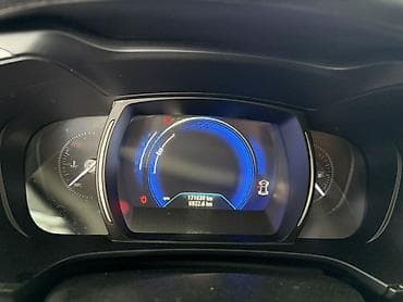 geely coolray: Renault QM6: 2020 г., 2 л, Вариатор, Газ, Кроссовер — 4