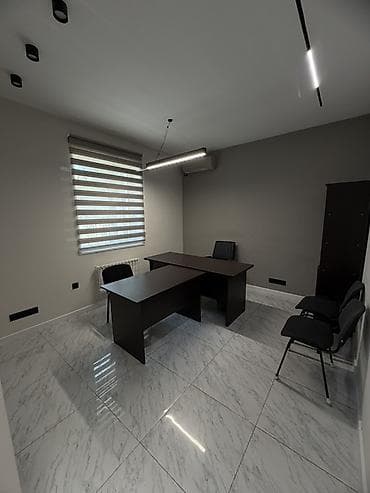 помещения под офис: Аренда офисов, 100 м², С оборудованием — 2