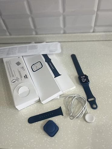 garmin venu 4 цена: Смарт‑часы в стиле Apple Watch 7 series (41mm), с синим алюминиевым — 1