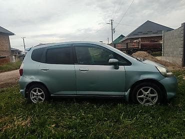 Продажа авто: Honda Fit: 2004 г., Бензин, Хэтчбэк — 6