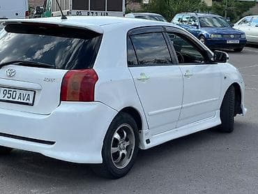 Toyota Corolla: 2004 г., 1.5 л, Автомат, Бензин, Хэтчбэк — 4