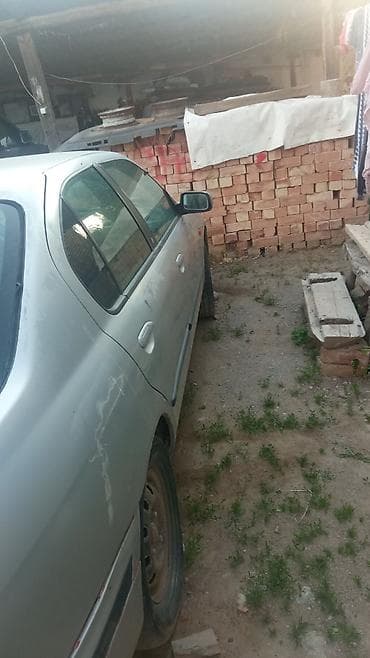 Унаа сатуу: Nissan Primera: 1999 г., Кол менен иштөөчү, Седан — 6