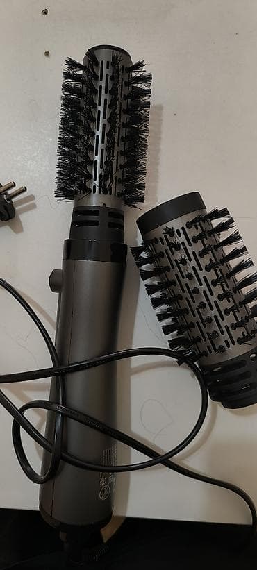 Фен Фен-щетка, Поворотный шнур