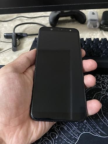 Смартфон Samsung Galaxy A6 (2018) Duos, черный. Ключевые особенности