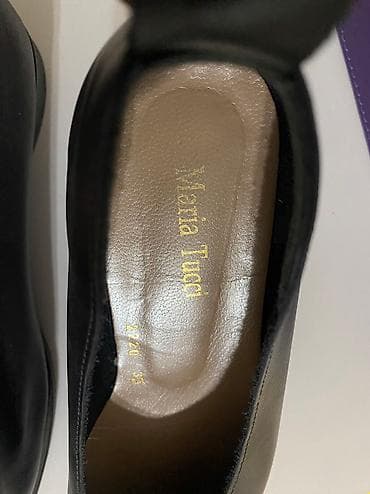 балетки кожаные б у: Продаются КОЖАНЫЕ балетки.Надевали один раз на той. Размер 39,покупали — 3