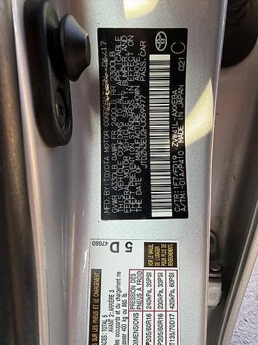 японка авто: Toyota Prius: 2017 г., 1.8 л, Вариатор, Гибрид, Универсал — 6