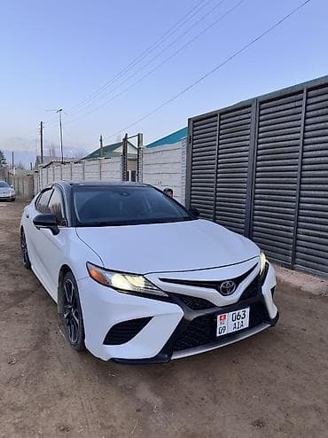 prius 2012: Toyota Camry: 2019 г., 2.5 л, Автомат, Бензин, Седан — 1