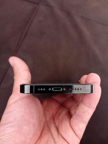 iphone 8s: IPhone 15 Pro Max, Черный — 3