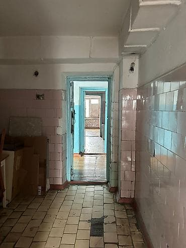 Комнаты: 15 м² — 6