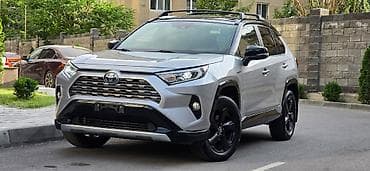 corolla 2004: Toyota RAV4: 2019 г., Вариатор, Гибрид — 1