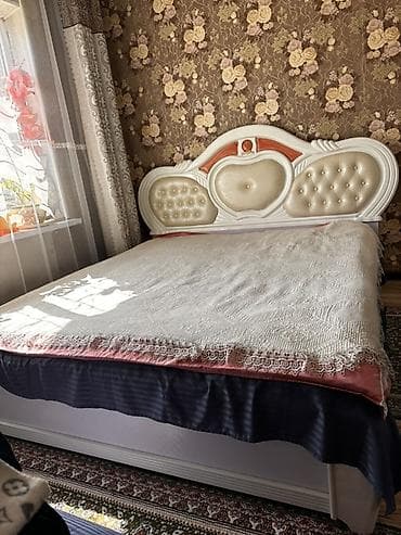 дух спалка: Двуспальная кровать, С мягким изголовьем, длина - 200 см — 2