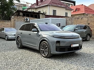 jac js6: Lixiang L7: 2025 г., 1.5 л, Автомат, Гибрид, Кроссовер — 1