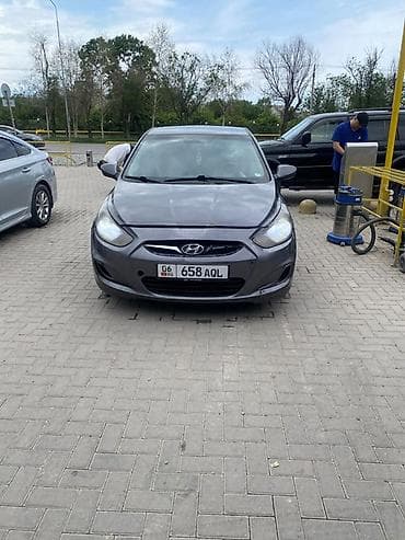 срочно сегодня: Hyundai Accent: 2013 г., 1.6 л, Автомат, Бензин, Седан — 2