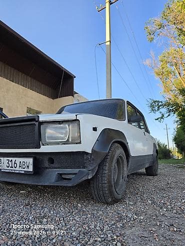 ВАЗ (ЛАДА) 2107: 2000 г., 1.6 л, Механика, Бензин, Седан at lalafo.kg ВАЗ (ЛАДА) 2107: 2000 г., 1.6 л, Механика, Бензин, Седан