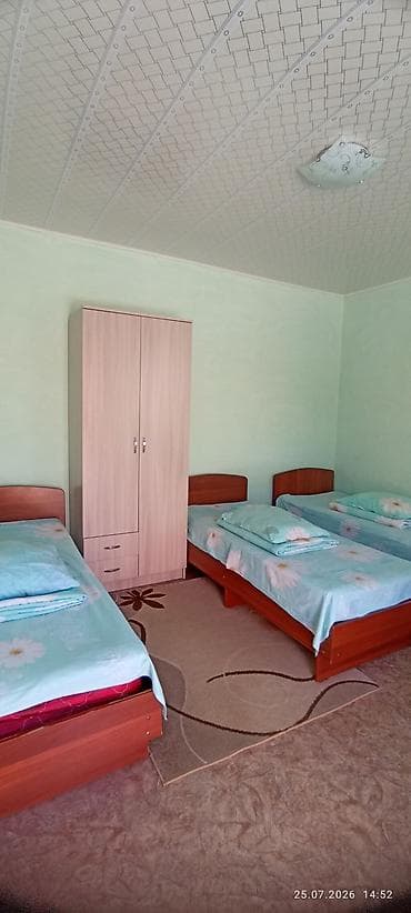 отель бурана: Номера от двух до 4х персон. В каждом номере есть душ, туалет — 2