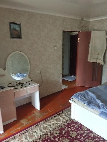 аренда апарат: 1 комната, С мебелью частично — 4
