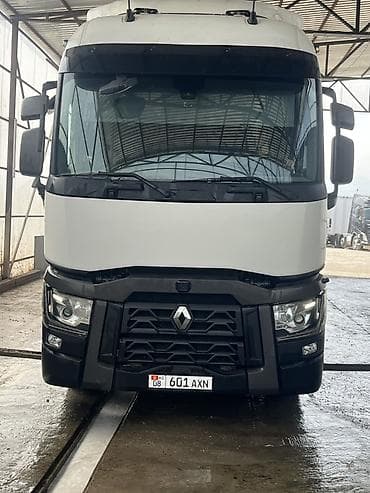Тягач, Renault, 2020 г., Тентованный — 1