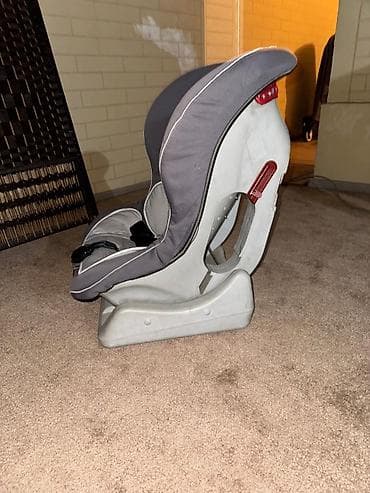 red centr: Автокресло, цвет - Бежевый, Б/у — 2