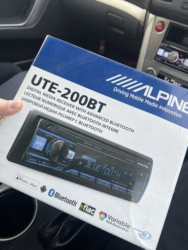 автомобильные магнитолы: Автомагнитола Alpine UTE-200ВТ б/у-5000сом-БЕЗ ТОРГА!!! Полный — 1