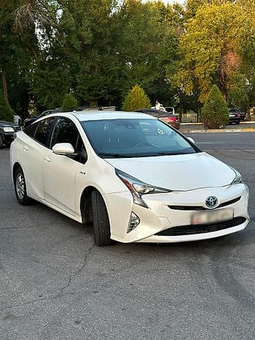 vin code: Toyota Prius: 2015 г., 1.8 л, Автомат, Гибрид, Хэтчбэк — 4