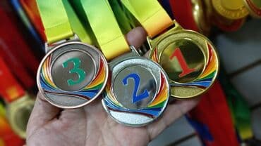 продаю медали: 💬 Наш новый адрес: ул Тимирязева 65 пер Токтогула 💚💚💚 ✅ Медали — 5