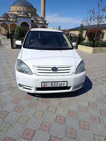 rf 2: Toyota Ipsum: 2002 г., 2.4 л, Автомат — 1