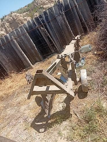 плуг плн: Прицеп тракторный самосвальный и навесной рыхлитель/плуг Описание: - — 2