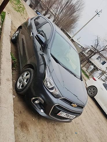 авто за 200000: Chevrolet Spark: 2017 г., 1 л, Автомат, Бензин, Хэтчбэк — 3