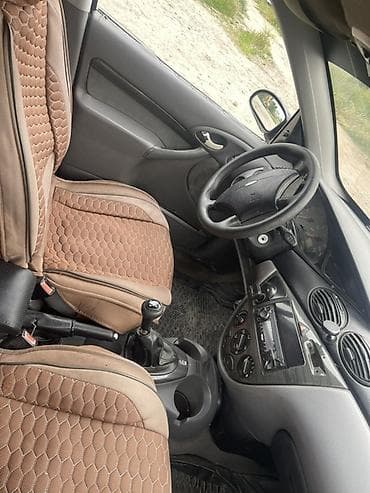 ford focus 2002: Ford Focus: 2000 г., 1.6 л, Механика, Бензин, Универсал — 5