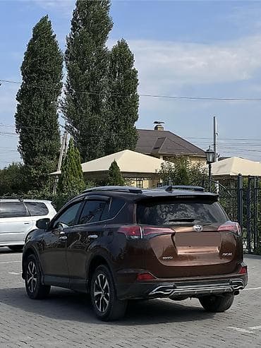 sprinter 315: Toyota RAV4: 2018 г., 2.5 л, Автомат, Бензин, Внедорожник — 4