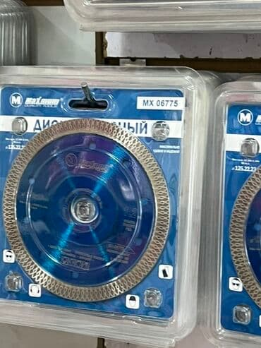 Дисковый алмазный отрезной круг MaxxTool MX 06775, предназначенный для