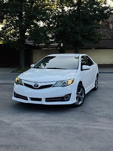 Транспорт: Toyota Camry: 2012 г., 2.5 л, Автомат, Бензин, Седан — 8