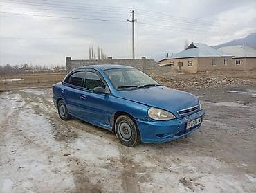 дэу матиз 1: Kia Rio: 2001 г., Кол менен иштөөчү, Бензин, Седан — 4