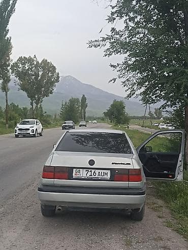 vin code: Volkswagen Vento: 1993 г., 1.8 л, Механика, Бензин, Седан — 1