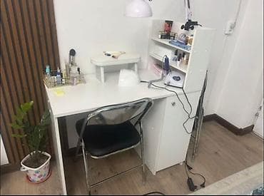 китеп койгон стол: Маникюрный рабочий стол с надстройкой и оборудованием. Комплектация и — 1